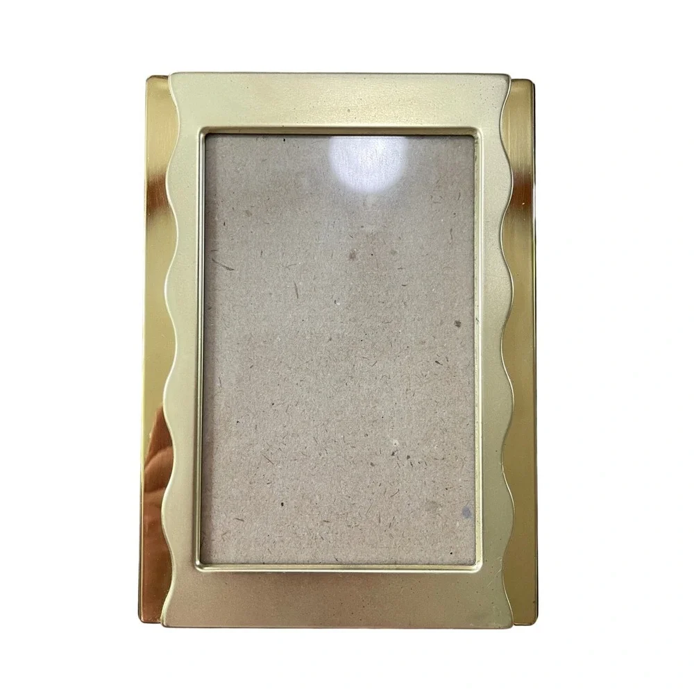 Vtg gold art nouveau regency 3.5x5.5 Picture Frame‎ Ornate wave Geomeric brass